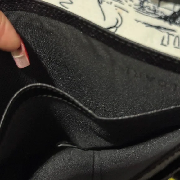 Bvlgari Leather Wallet - Picture 6 of 6